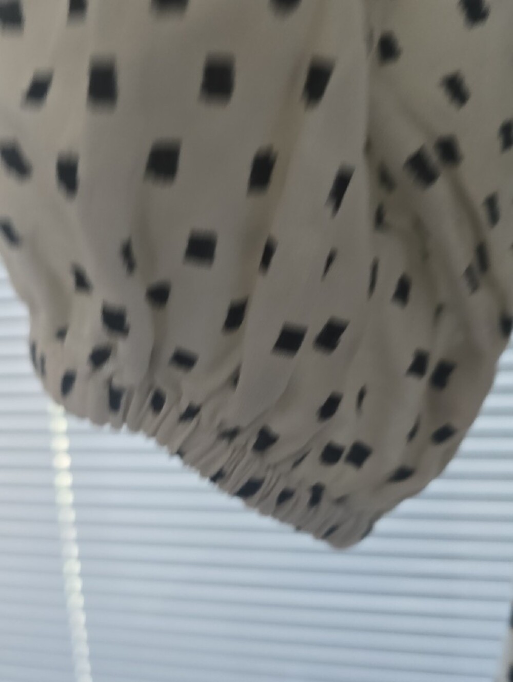 Knox Rose White Dress with Black Dot Print and Trim - Picture 6 of 12